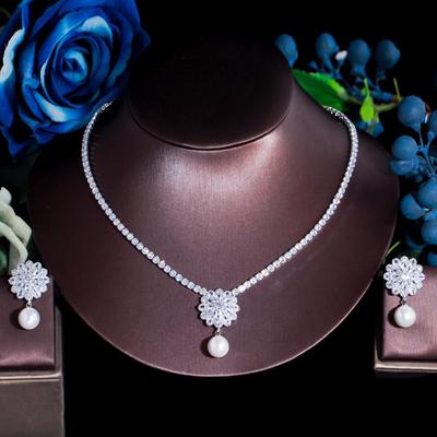 CMM Splendido Cubic Zirconia Fiore Goccia Donne Matrimonio Collana di perle artificiali Orecchini Moda Set di gioielli da sposa Regalo