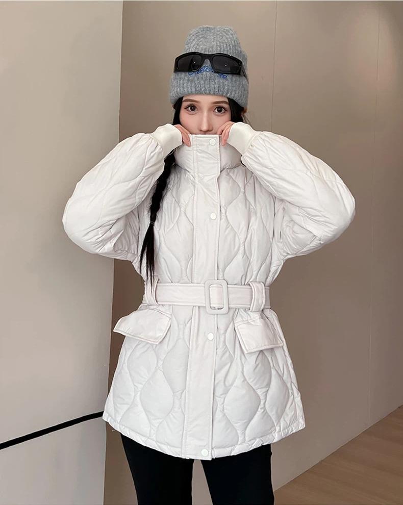 Women’s Short Quilted Windproof Winter Jacket With Belt