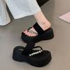Rhinestone Drag Fairy Wind Beach Slippers Female Outer Wear 2025 Summer New Thick-bottomed Flip-flops Beautiful Cool Slippers