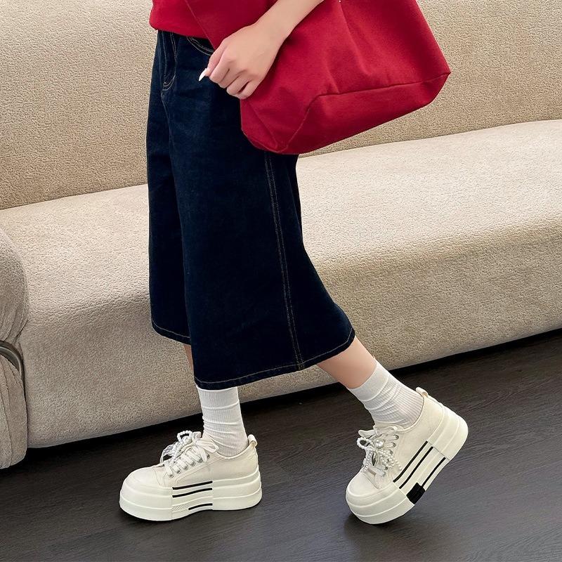 Thick-soled height-increasing small canvas shoes women's summer thin, light and breathable casual versatile muffin little white shoes