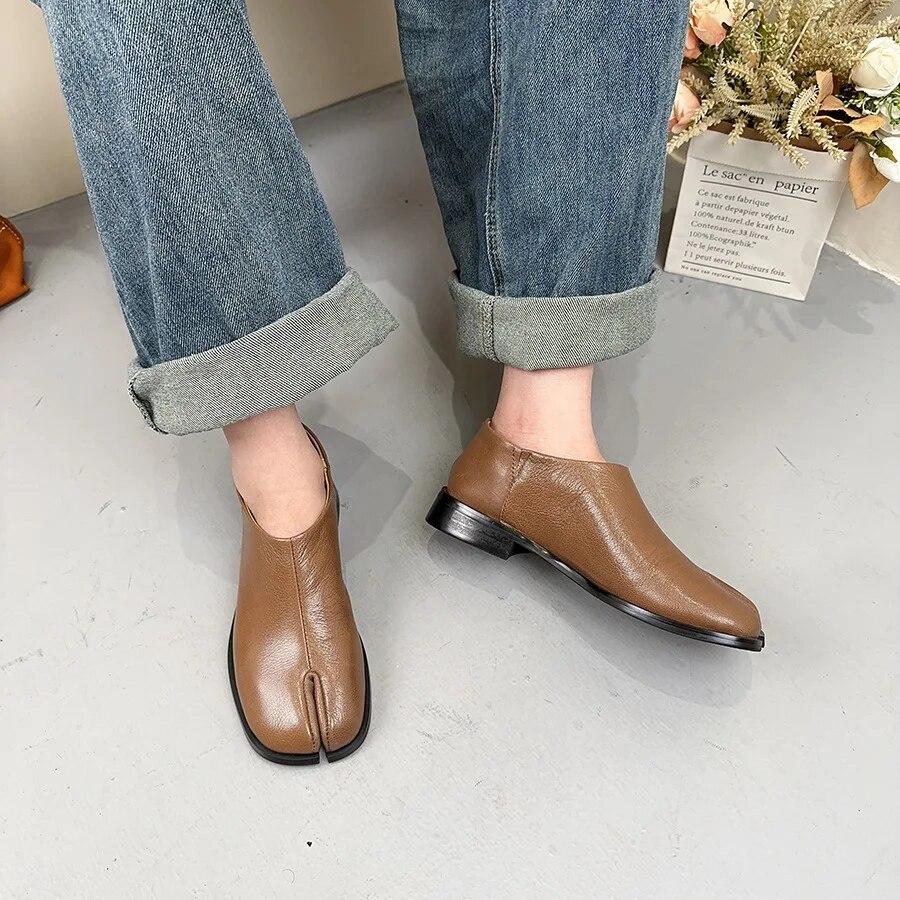Johnature Düz Renk Hakiki Deri Topuklu İngiliz Tarzı Ayrık Toe Çok Yönlü Alçak Topuk Kadın Ayakkabı