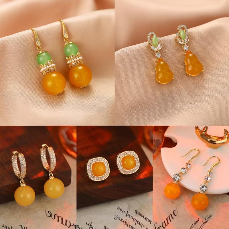 New Chinese Beeswax High Luxury Ear Hook Retro National Style Design Horse Dress Cheongsam Hanfu Earrings