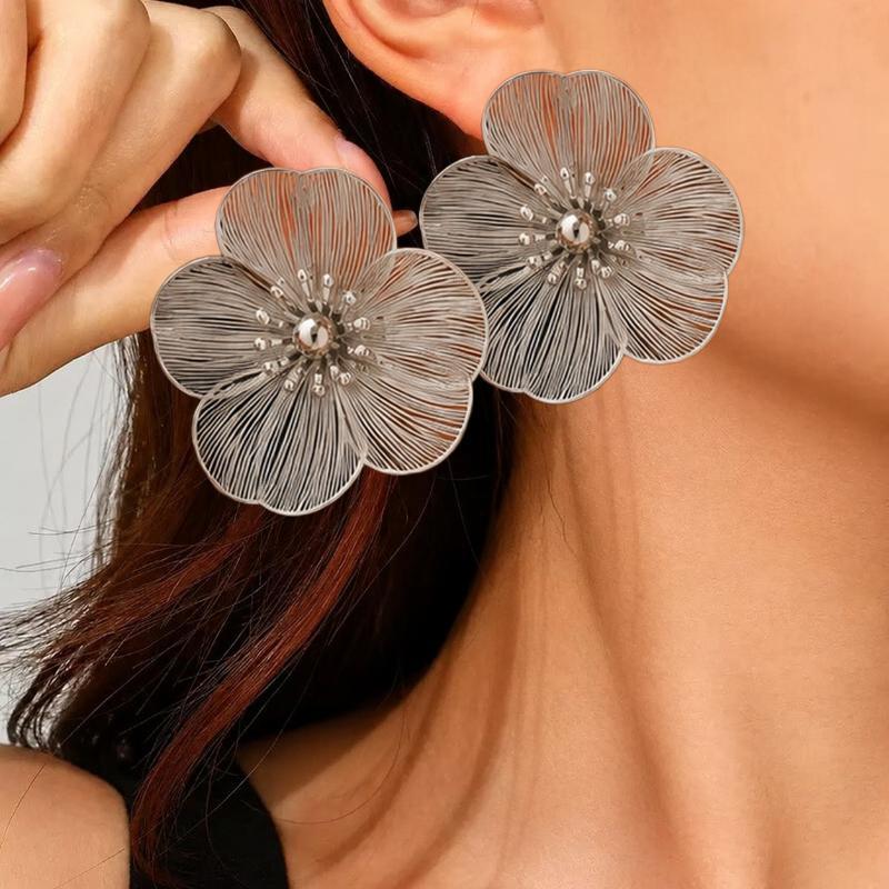 Gold Flower Drop Earrings Elegant Hollow Woven Design Comfortable for Office Commute Wedding Party Daily