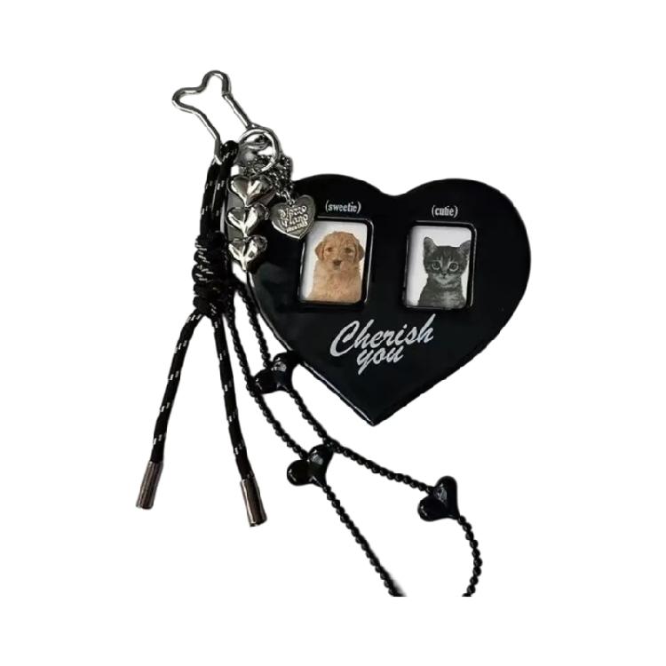 

Fashionable Photo Frame Keychain Charm Pendant for Memories Sturdy Plastic Alloy Materials Long Time Use and Rustproof