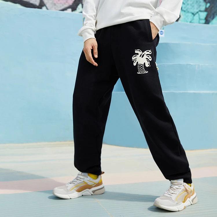 Li Ning X Steven Harrington Collaboration Cartoon Print Fleece Lined Warm Sports Pants Men Bottoms Black AKLRF25-1