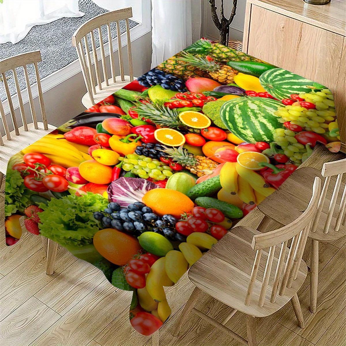 Ronde polyester tafelkleed, bedrukt met felgroene ananas & tropische bladeren. Duurzaam, herbruikbaar en gemakkelijk schoon te maken. Geweldige decoratie voor keuken, eetkamer 152x220