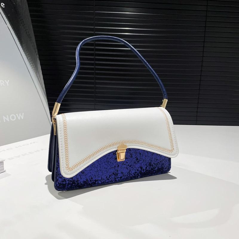 Popular Fan Small Bag Women's Summer New Trendy Fashion Messenger Bag Feeling Chain Small Square Bag