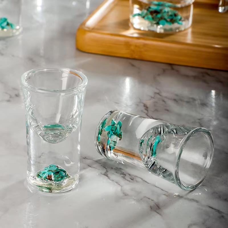 Luxury Crystal Wine Glass Bullet-Shaped Spirits Glasses Home Jinshan Liquor Cups with Creative Dividers for Enhanced Wine