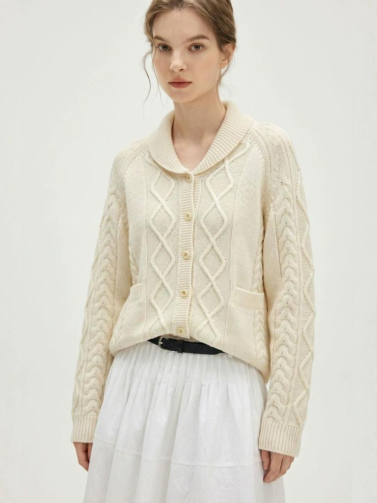 Women's 100% Wool Retro Green Cable Knit Collared Cardigan Sweater - Loose Fit, High-End Autumn/Winter Fashion.