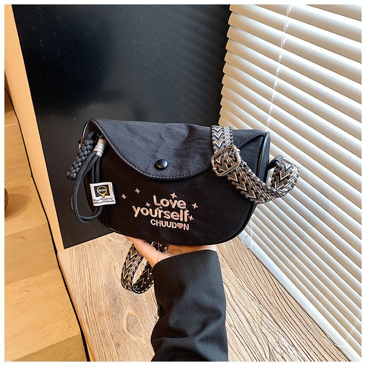 Sommer Damen Kissen Tasche Umhängetasche Neue Mode Vielseitig Hoher Sinn Nische Schulter Damen Tasche