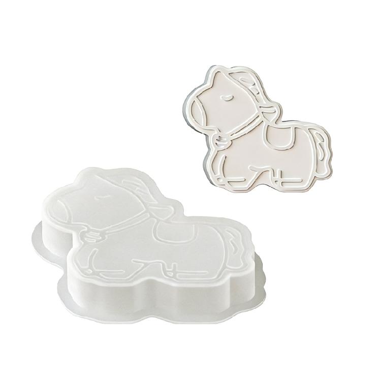 Silicone Horse Shaped Ornament Mold Desktop Decoration with Round Base Mould For Creative Handmade Enthusiasts