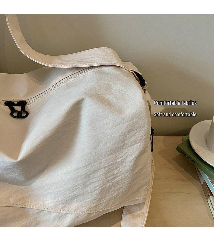 Large Capacity Short Trip Fitness Bag with Dry-Wet Separation for Easy Carrying - Unisex