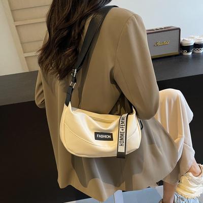 New Beautiful Summer Casual Personality Niche Design Bag Women's Bag Messenger Bag Fashion Small Square Bag
