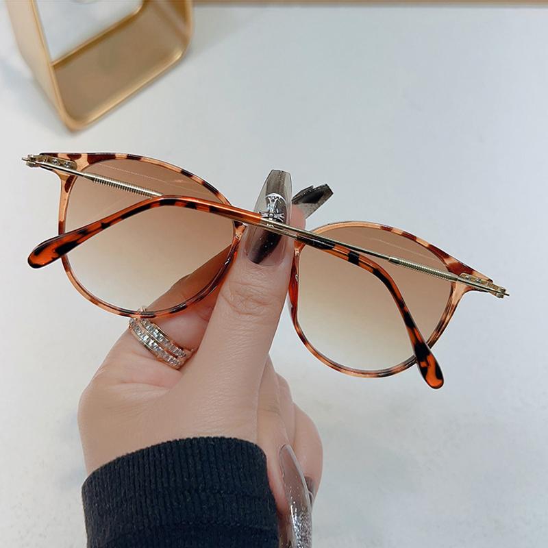 New Round Vintage Sunglasses Women Retro Luxury Designer Sun Glasses For Women's Sunglass  Shades UV
