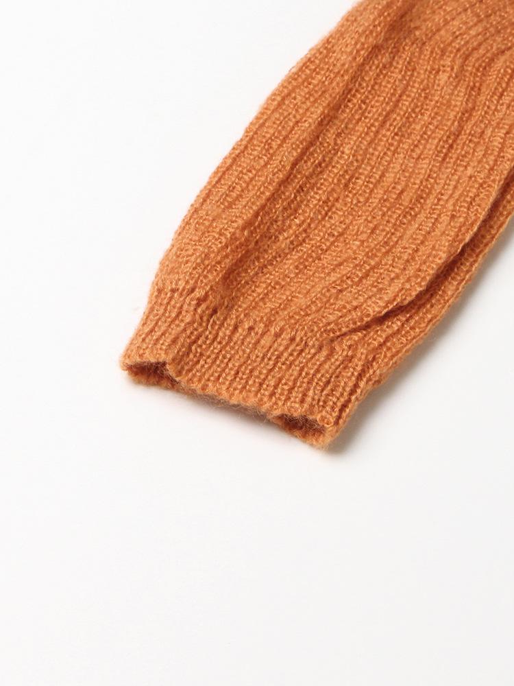 Spring 2025 Women's Lightweight Knit Sweater – Half-High Collar Seahorse Hair, Solid Color, Versatile and Stylish.