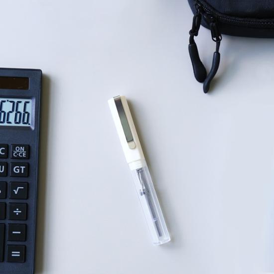 Simple Life Pen Scissors, a Popular Phrase In Korea