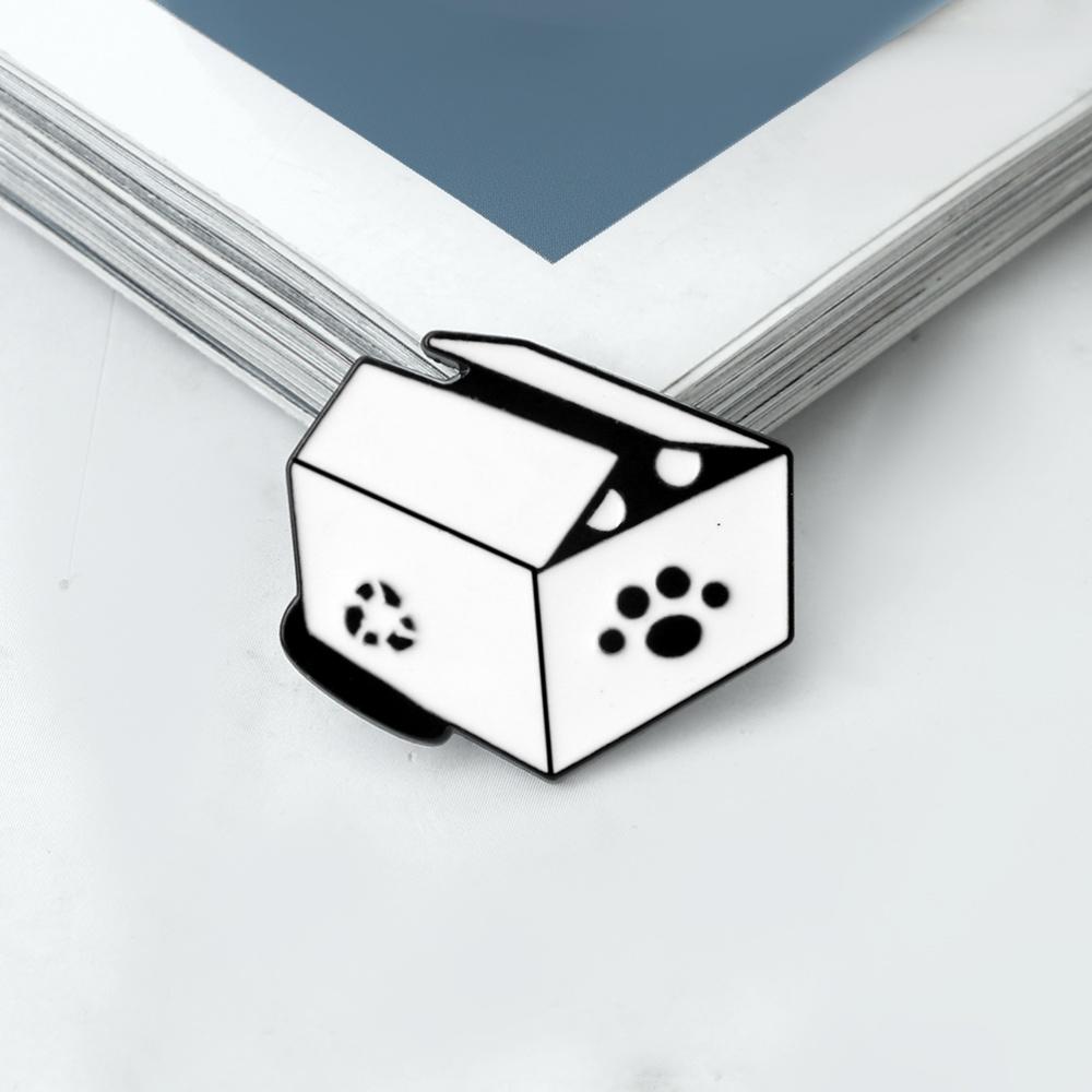 

Cartoon Creative Black Cat Enamel Pins Cute Liquid Cat Series Brooches Emblem Clothes Accessories Jewelry Gifts for Kids Friends