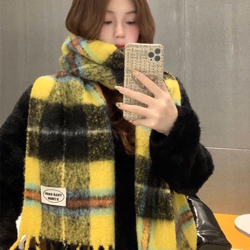 Scarf women's autumn and winter high-end plaid shawl new warm Korean version atmosphere student scarf versatile