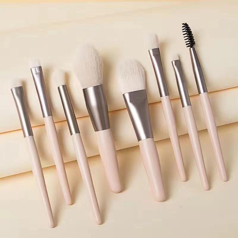 Mini Portable 8Pcs Makeup Brush Set Soft Synthetic Bristles Cosmetic Brushes with Storage Bag for Trip Outdoor Use