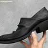 Mocasini de damă cu vârf ascuțit, plisat retro la modă, cu toc gros, slip-on, din piele neagră, pantofi din piele pentru bărbați/femei, balerini din piele naturală, pantofi casual