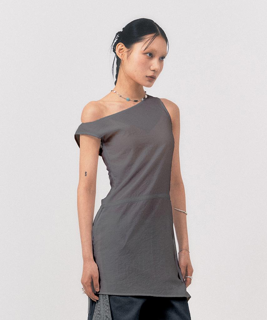 Lipeullegtibeulum Off-Shoulder Sheer Midi Dress (Charcoal)