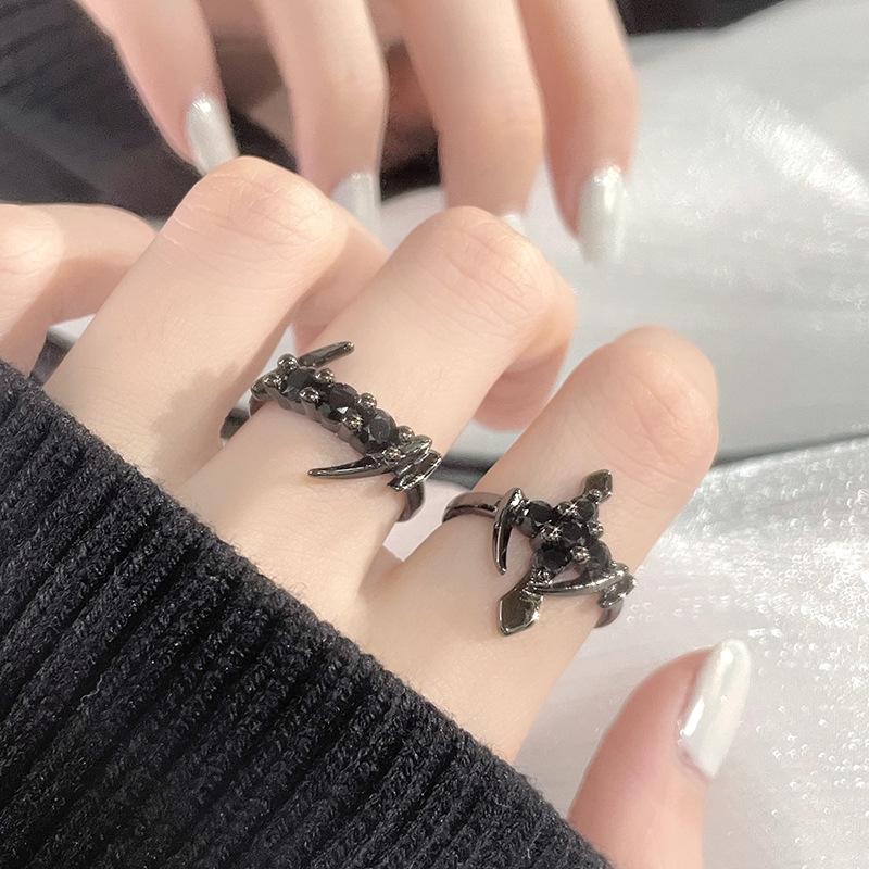 Cross Dark Personality Zir*****Pen Ring Fashion High Sense Niche Design Retro Ring