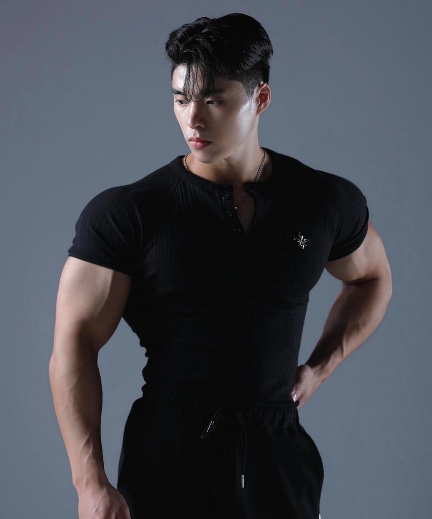 CARMID Henley Neck Muscle Fit Ribbed Knit Short Sleeve T-Shirt