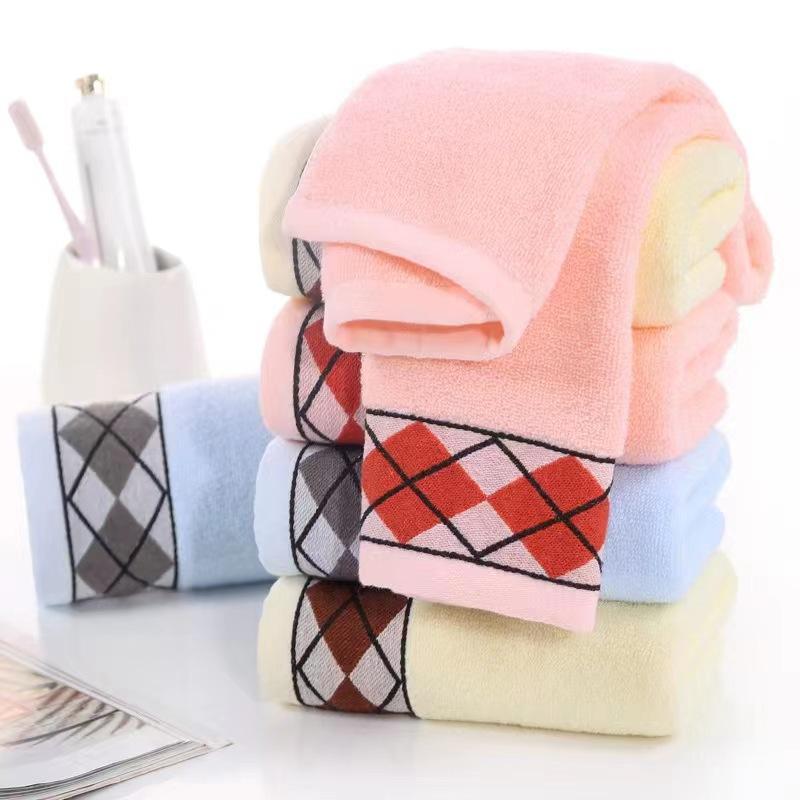 

Striped Towel Thickened Cotton Soft and AbsorbentHousehold Towel Embroidery yellow