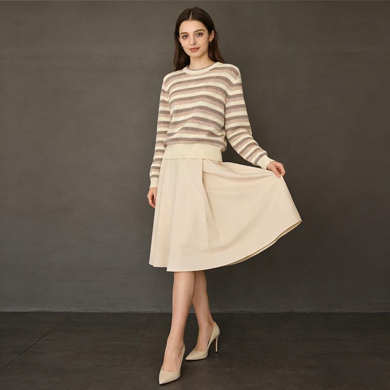 2026 Spring Women's Slim Striped Pullover Sweater - Sweet, Youthful Knit Top