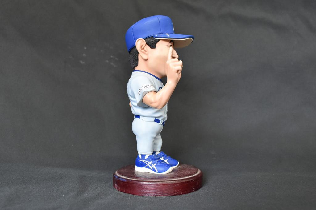 Chunichi Dragons Senichi Hoshino 77 Figure Limited Edition 732/2000 Japan