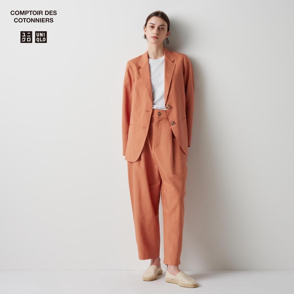 

Брюки зауженного кроя UNIQLO JAPAN из смесового льна можно комбинировать.