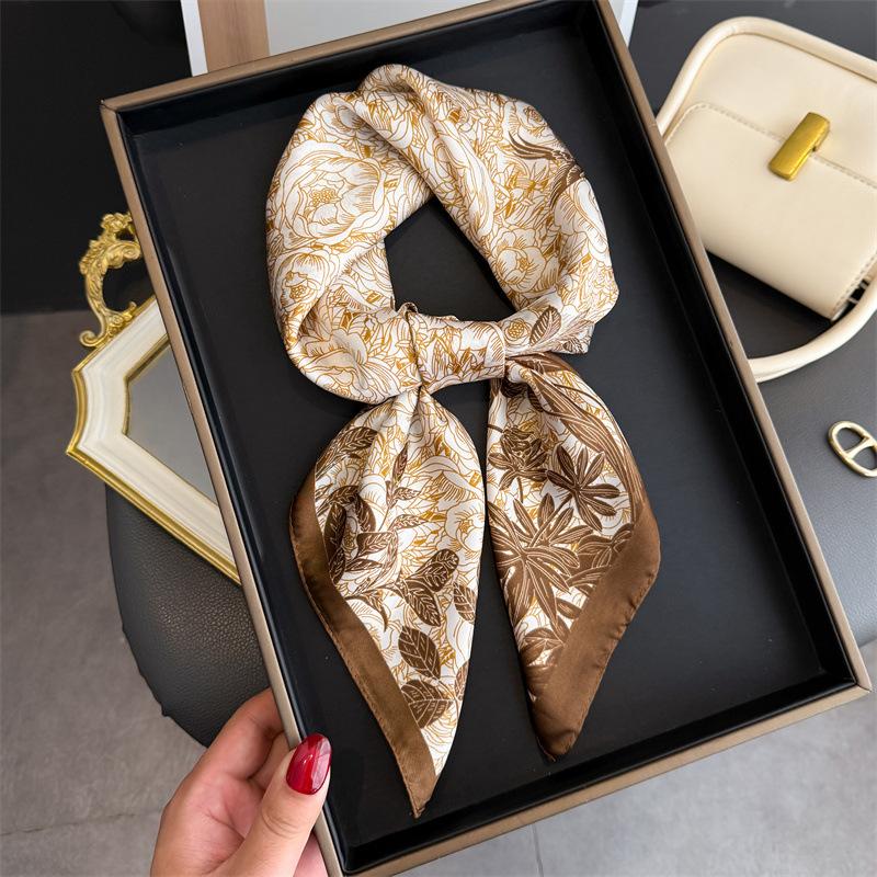 Luxury Designer Print Scarf Women Silk Scarves Square Bandana Hijab Wrap Neckerchief Shawl Kerchief Hair Band Foulard