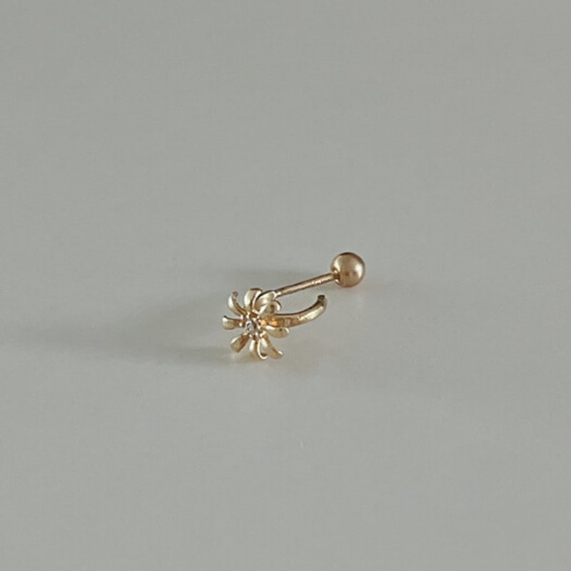 BettyU 14k guld Merida blomma piercing