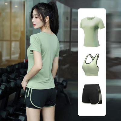 Abiti e completi – Abbigliamento sportivo