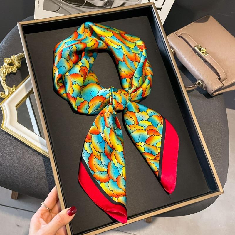 Luxury Brand 2024 Silk Square Scarf Women Cat Neck Hair Tie Band Beach Hijab Kerchief Head Headbands Bandana Female Foulard 70cm