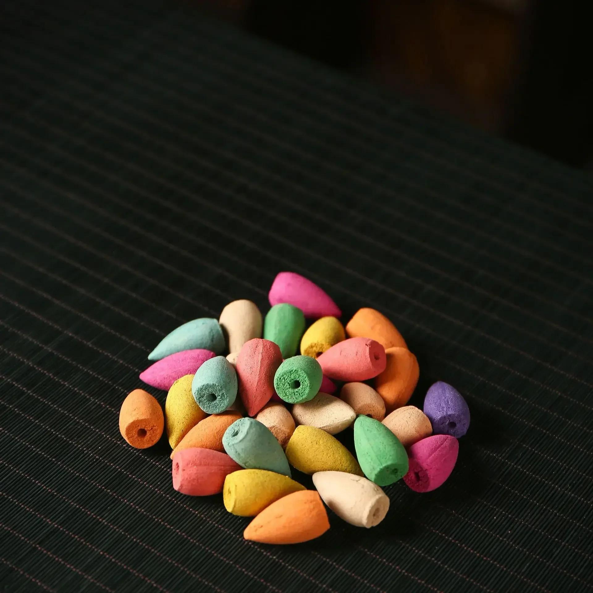

100pcs Mixed Natural Incense Rose Jasmine Lavender Osmanthus Sakura Smoke Cone Reflux Tower Incense Backflow Incense
