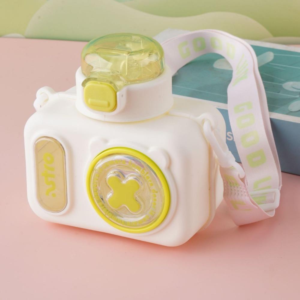 Portable 600ml Water Bottle Leak-proof Camera Shape Straw Water Cup Sealed with Shoulder Strap Plastic Cup For Children белый