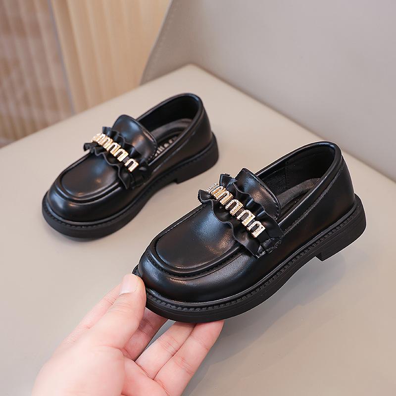 

Туфли принцессы для девочек 2025 весна детские лоферы детские черные маленькие кожаные туфли из натуральной кожи туфли-одиночки для девочек на одной педали 31 [Inner Length 19.5CM] чёрный