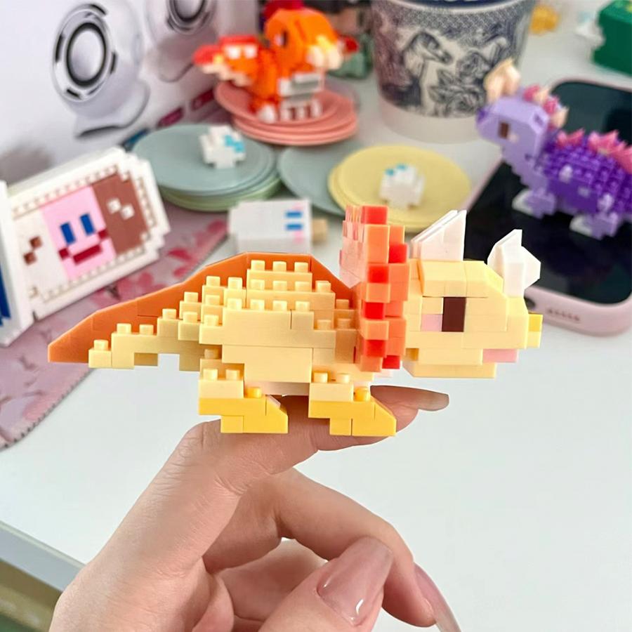 Animals Toys Cute Dinosaur Diamond Mini Bricks Models Micro Blocks DIY Assembled Children Toys Birthdays Gifts