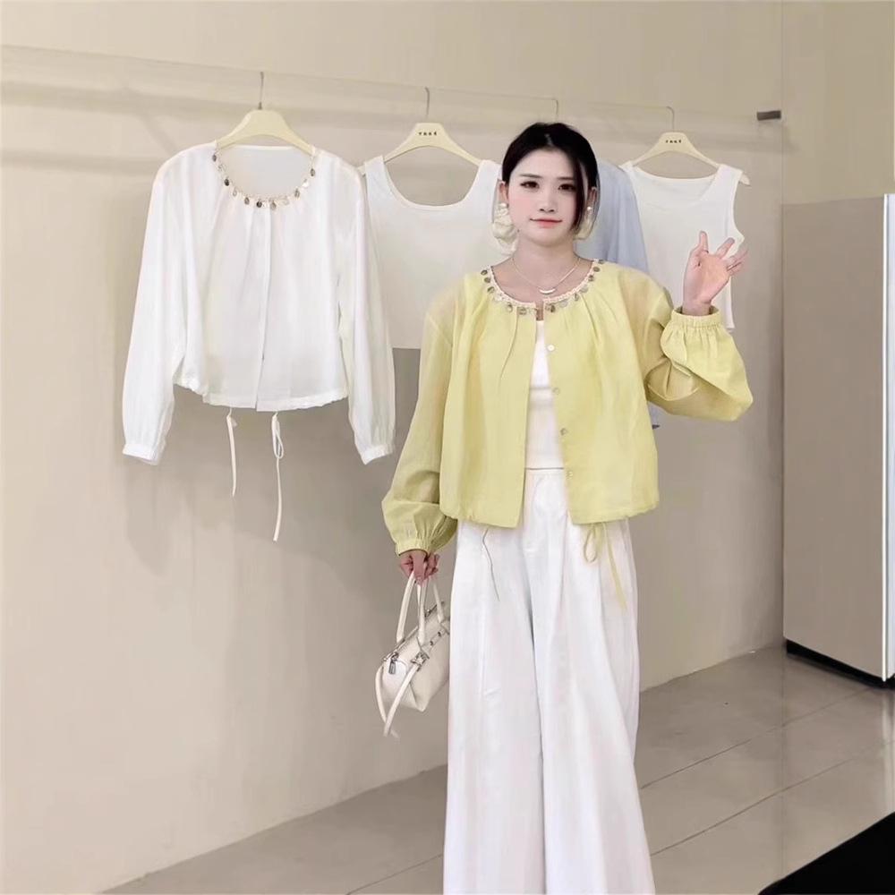 

French Chic Two-Piece: Unique Long Sleeve Shirt & Camisole Set, Spring 2025 Large грязно-белый