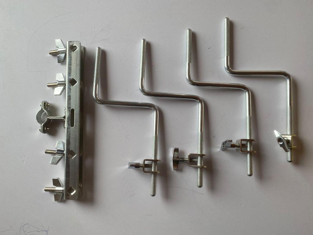 Verstärkter Mehrfach-Kuhglockenhalter: Universelles 4-Kopf-/2-Kopf-Percussion-Rack-Zubehör für Schlagzeugsets