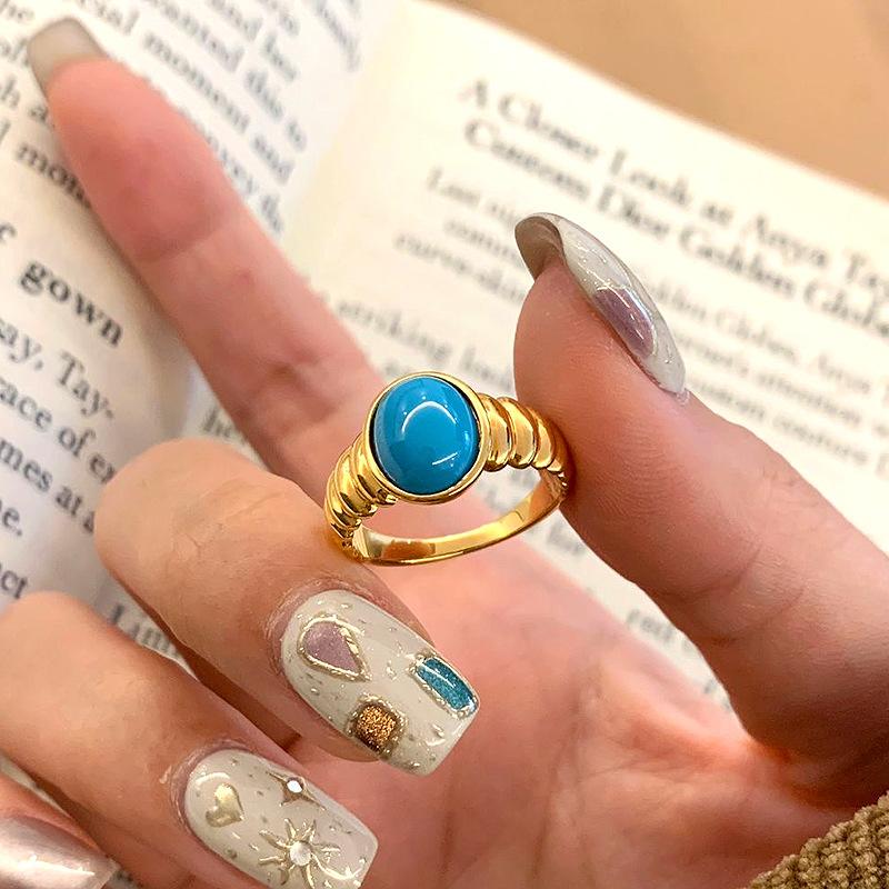 Classic Turquoise Rings for Women Fashion Stripe Design Glossy Charm Design Ellipse Blue Ring Party Fine Gift