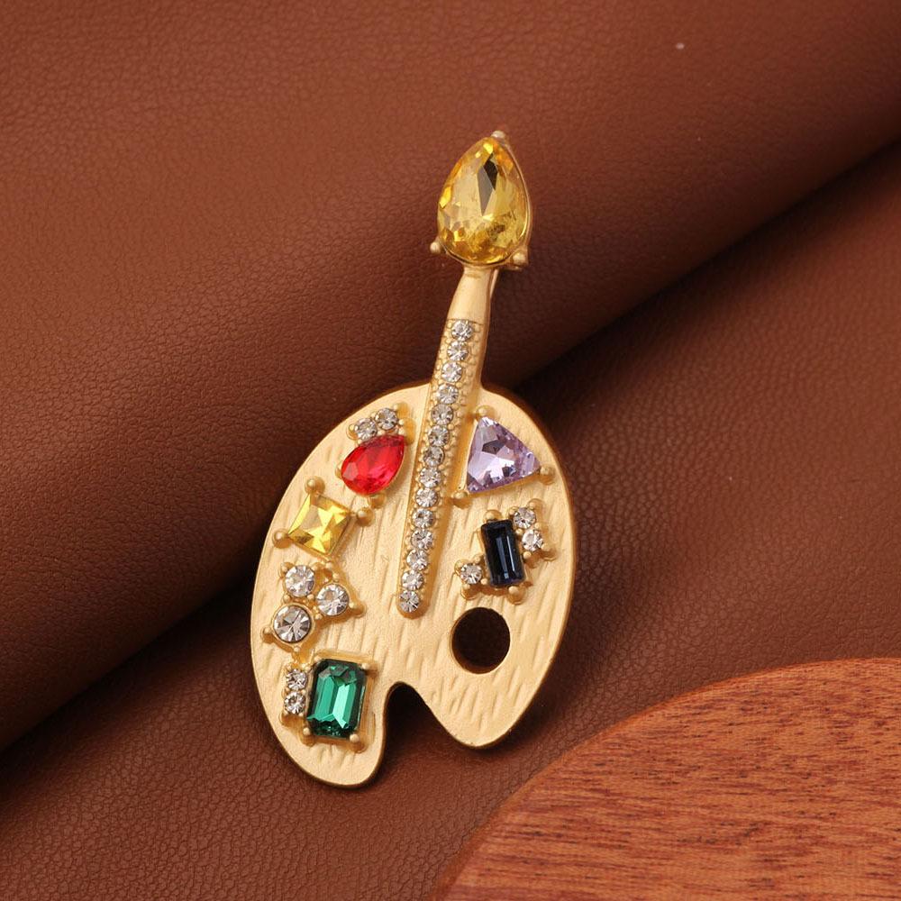 Fashion Design Crystal Brooch Artistic Palette Shape with Multiple Gemstone Embellishments and Textured Surface for Accessories