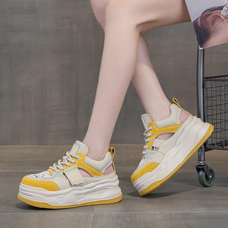 2526 Leather Casual Shoes Women's New Summer New Lightweight Thick-soled Heightening Sports Shoes Color Matching Breathable Board