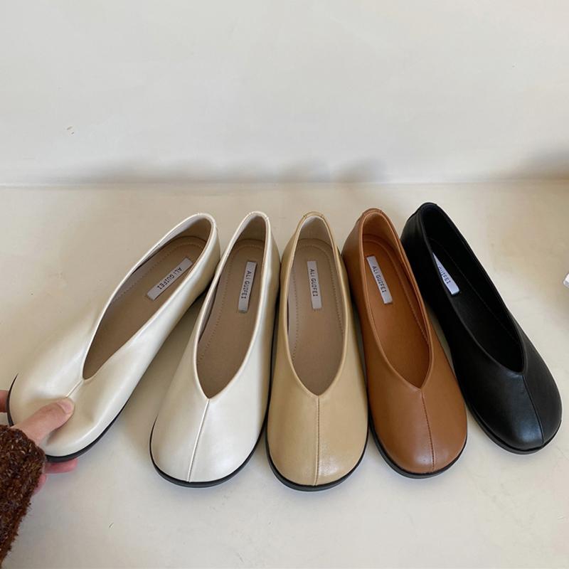 Fashion Retro Round Toe Loafers Women Solid Leather Flats Shallow V-Open Boat Mocasines Femmes Comfy Slip On Daily Walking Shoes Ladies