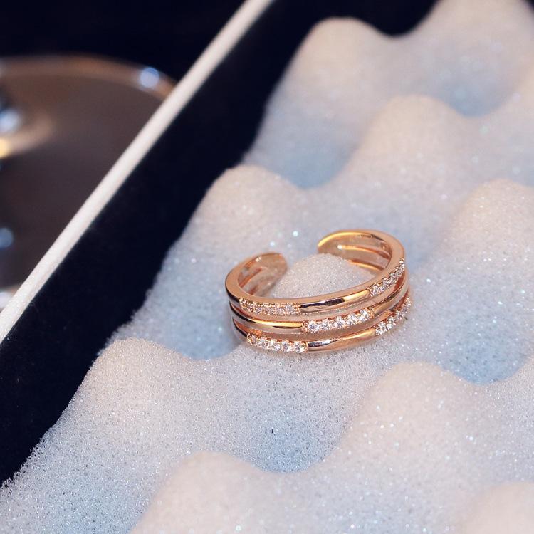 

Модные медные аксессуары Точечное изысканное блестящее кольцо с бриллиантами в два ряда Маленькое квадратное кольцо с бриллиантами в форме ромба Opening adjustable