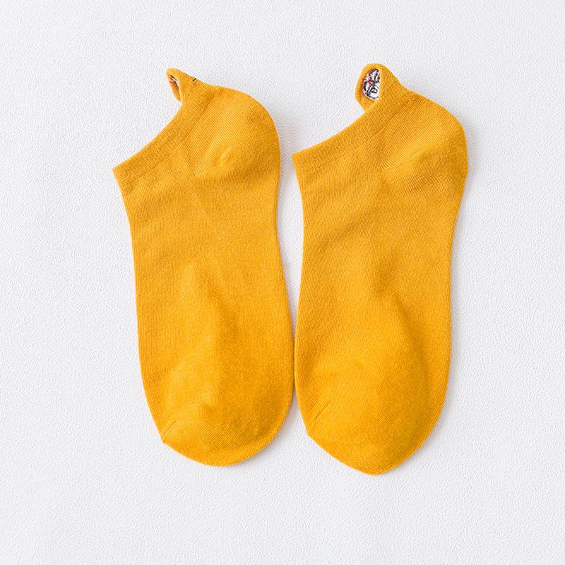 Sesame Street Women's Cartoon Embroidered Ankle Socks – Cute, Thin, Heel-Protection Sports Socks for Summer