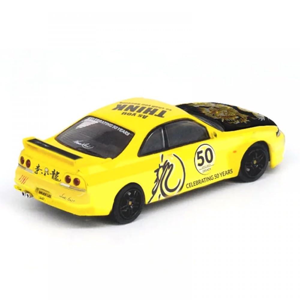 INNO64 x TOYEAST Nissan Skyline Bruce Lee Mini Car 1/64 GT-R "Брюс Ли" (R33)