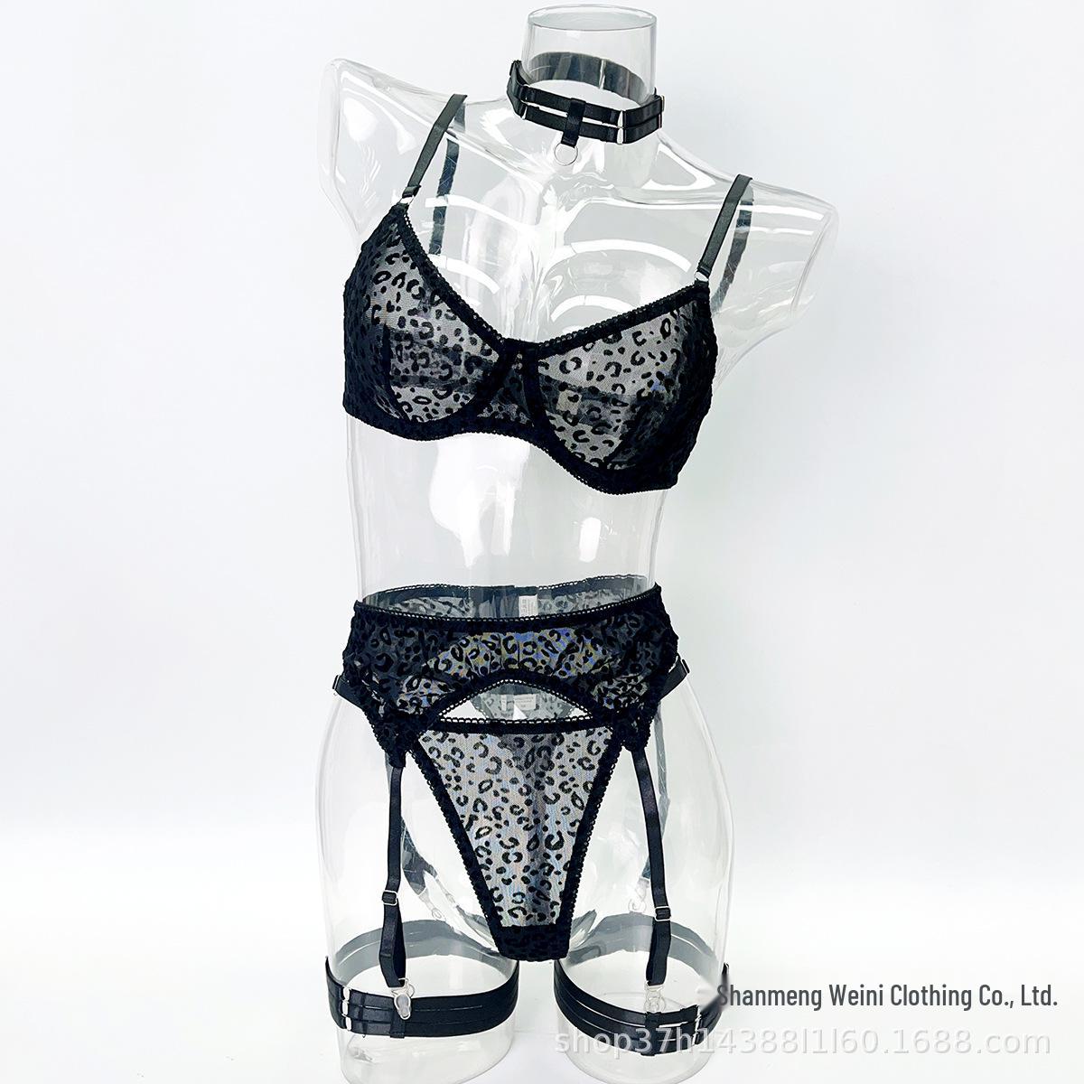 

Прозорий комплект білизни з леопардовим принтом: Сітчастий Бюстгальтер, Тонги, Пояс для панчіх, Кільце на ногу - 5 Штук Medium чорний