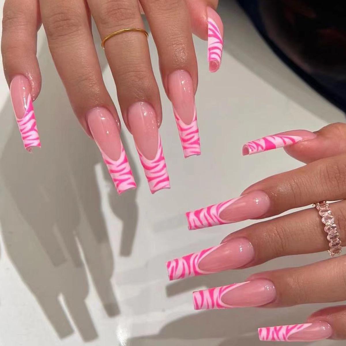 

Розовые французские ногти средней длины с принтом зебры - Европейский и американский милый стиль